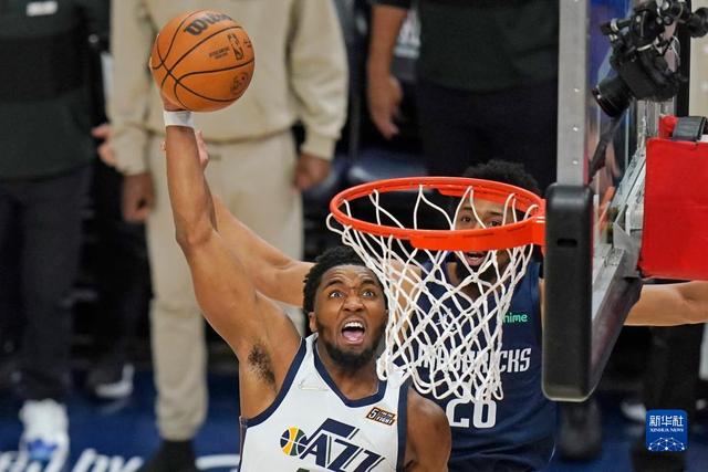 马丁30分篮网力克太阳3连胜 独行侠轻取尼克斯